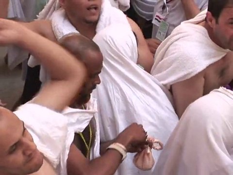 Arabie saoudite: les pèlerins lapident Satan près de La Mecque