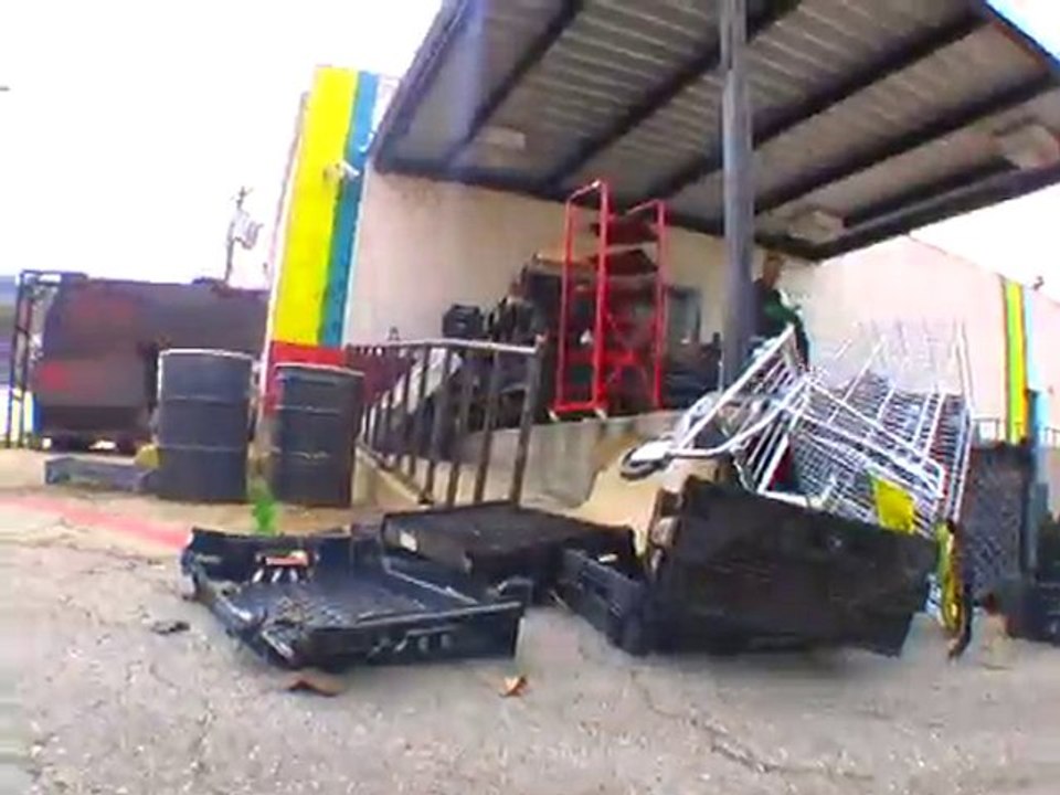 D Mar Huge Kickflip - Airspeed Footwear