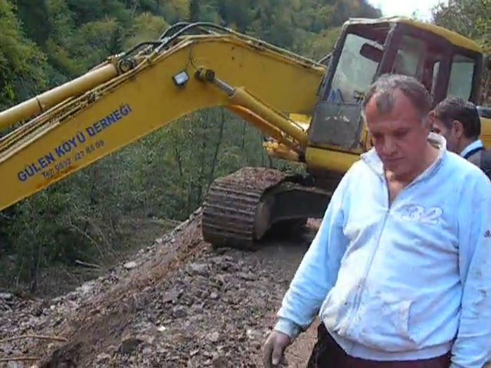 Yol Dereye Ulaştı