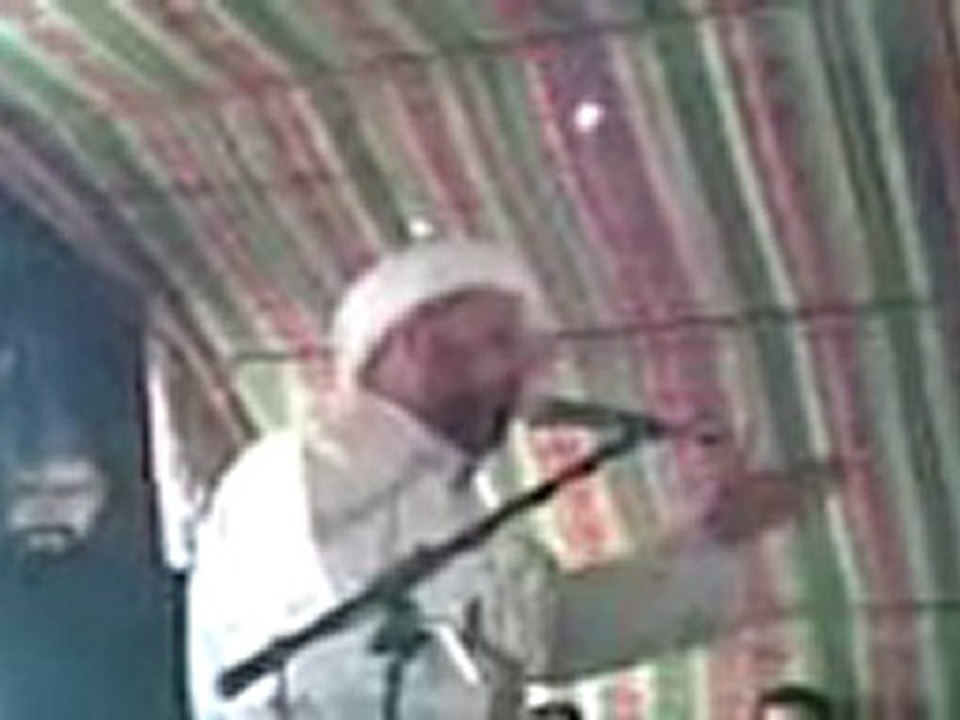 حينما سقط رأس الحسين