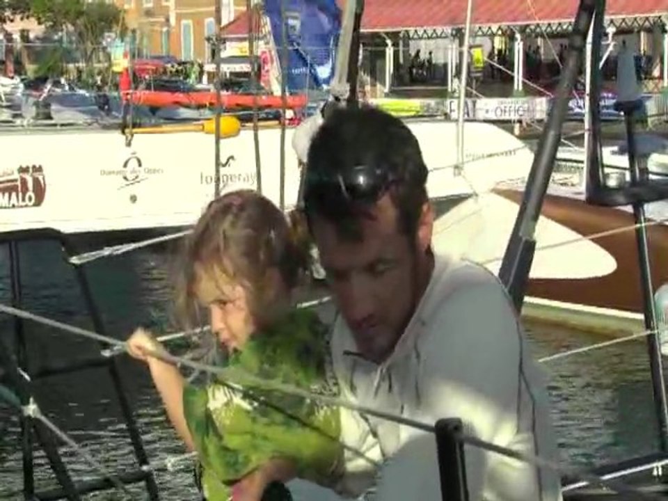Arrivée Route du Rhum de Christopher Pratt (DCNS 1000)