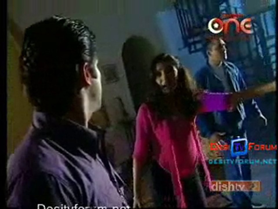 Raat Hone Ko Hai - 17th Nov 2010 - Pt4