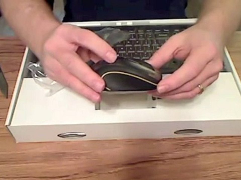 Logitech Notebook Kit MK605 Unboxing - FrugalTEch