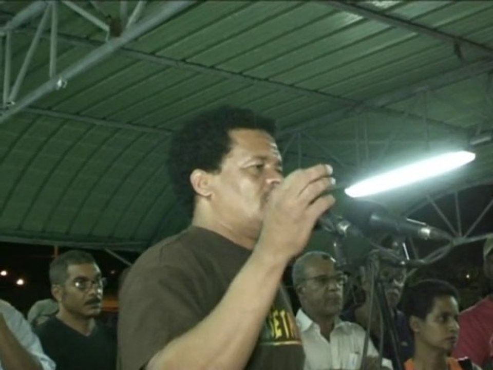 Elie Domota Meeting LKP 16.11.10 Petit Bourg