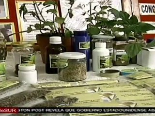 Escolares científicos peruanos se preparan para asistir a F