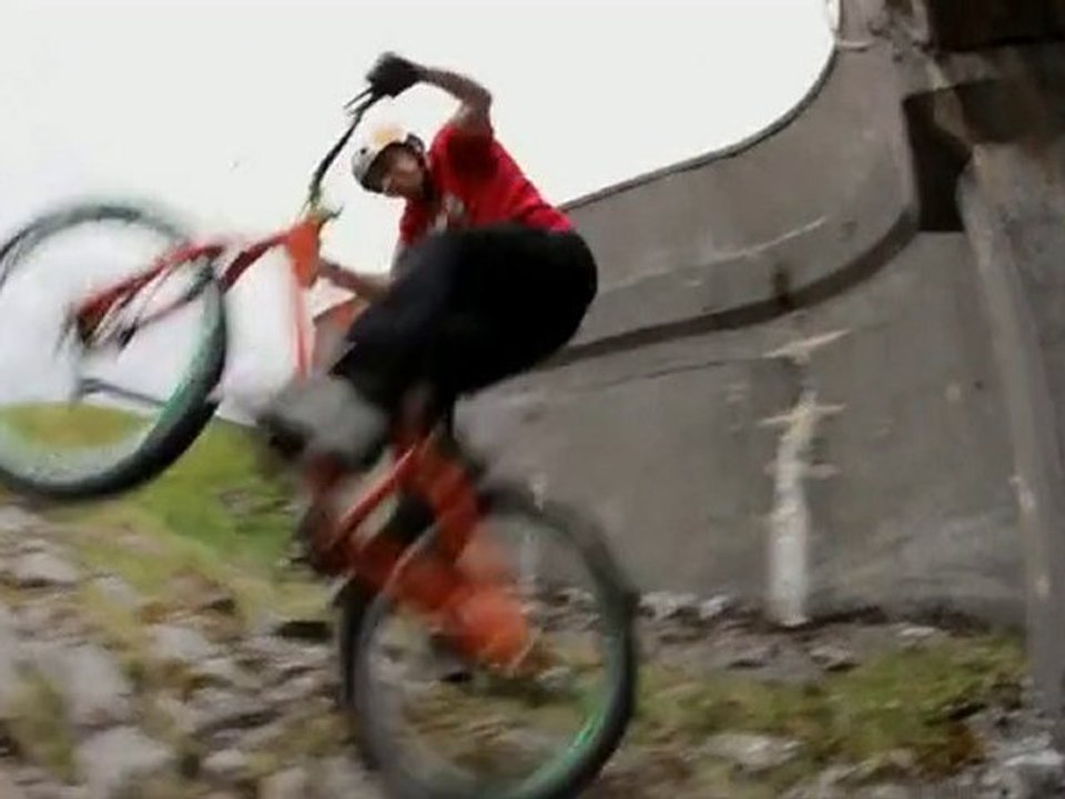 Amazing Bike Video with Danny Macaskill: Way Back Home