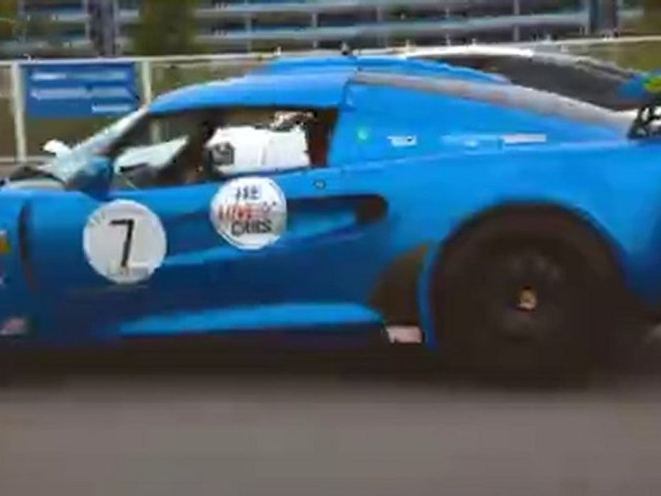 Japon Tv'lerinin GT5 Reklamı