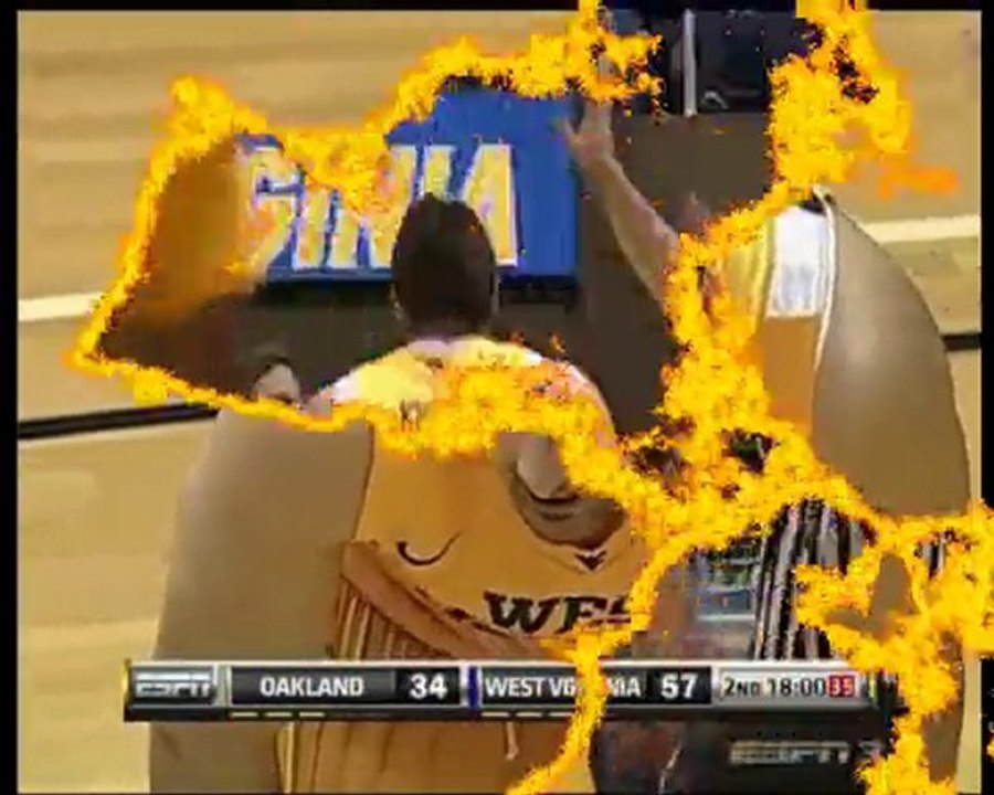 Deniz in Oakland game