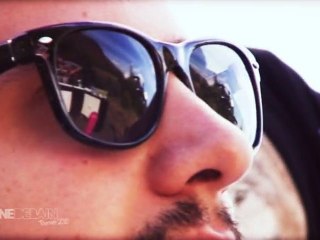 #016 GARCIAPHONE Blankets (SCENE DE BAIN)