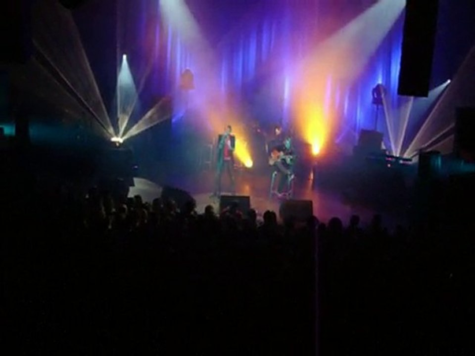 IMANY en concert   Première partie de BEN  L'ONCLE  SOUL   AU Bikini -- Toulouse  le  28  OCTOBRE  2010