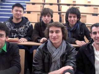 TV Jussieu Saison 4 : Flashmob n°1 (We Will Rock You)