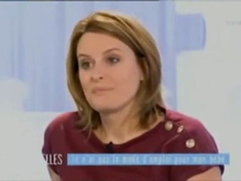 Anne Décis (Luna Torres) dans "Les Maternelles"