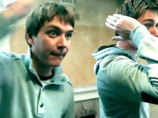 Medio Tiempo -Weasley Twins playing Kinect