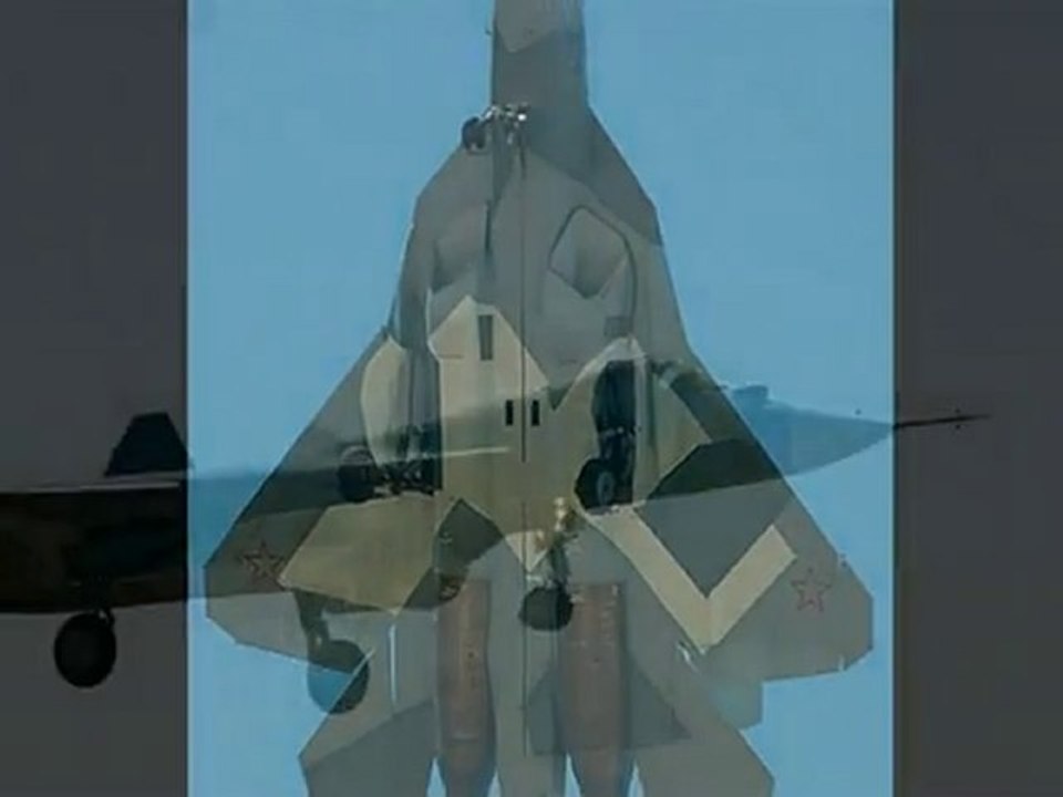 第五世代戦闘機　Pakfa 新色で登場！