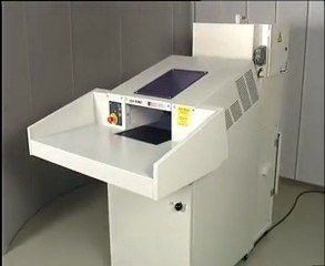 HSM SP 4040V : Destructeur et Presse FA 400.2 et KP 40V.