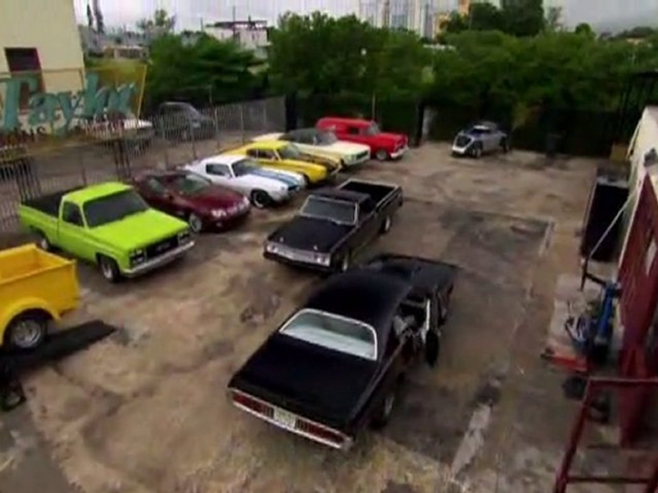 Scene #3 from Burn Notice - "Brotherly Love" 12/2