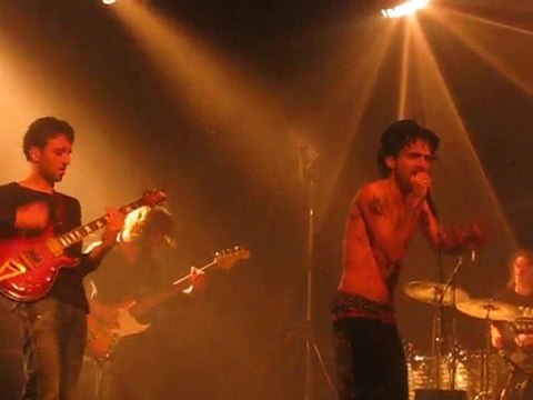 soan, en chemin , en concert, élysée montmartre, 2010