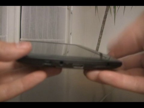 Test Archos 70 Internet Tablet : design et connectiques