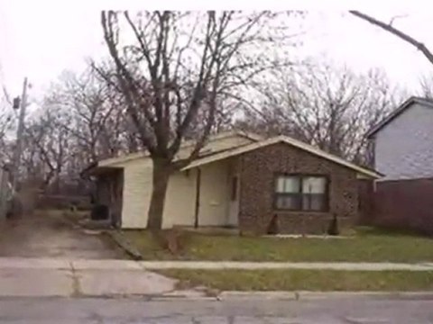 Homes for Sale - 752 Moore St - Kankakee, IL 60901 - Coldwel