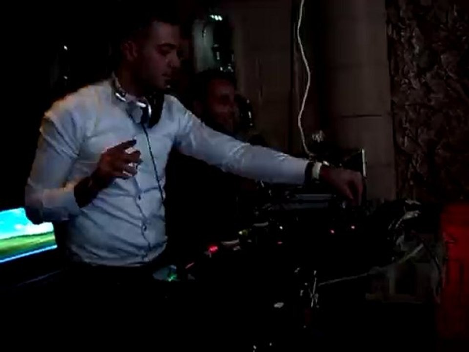 DJSAVASBAYRAKTAR LIVE 2010