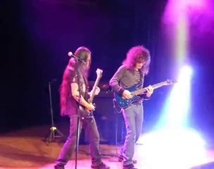 Through The Fire and Flames - Herman Li et Patrick Rondat