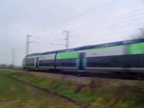 XGC ( Région Picardie) en direction de Rouen Rive Droite