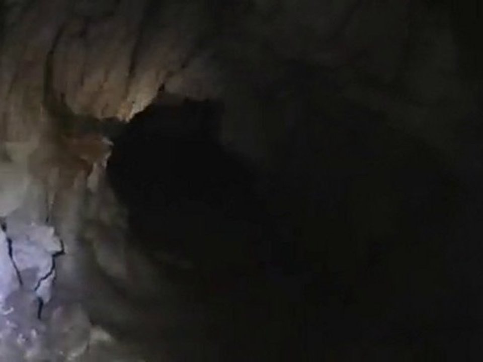 Spéléo : Les 2 avens, proximité de Vallon Pont d'Arc