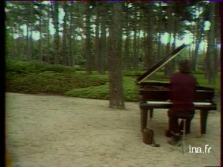 Paul Bley plays "Goodbye" (G. Jenkins)
