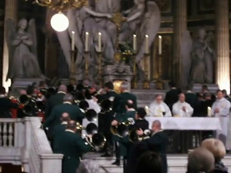 Messe sonnée de Saint Hubert en l'église de LA MADELEINE (5)