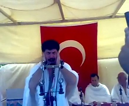 ADEM KARABEY İSMAİL COŞAR ARAFATTA OKUDUKLARI ÇİFT EZAN