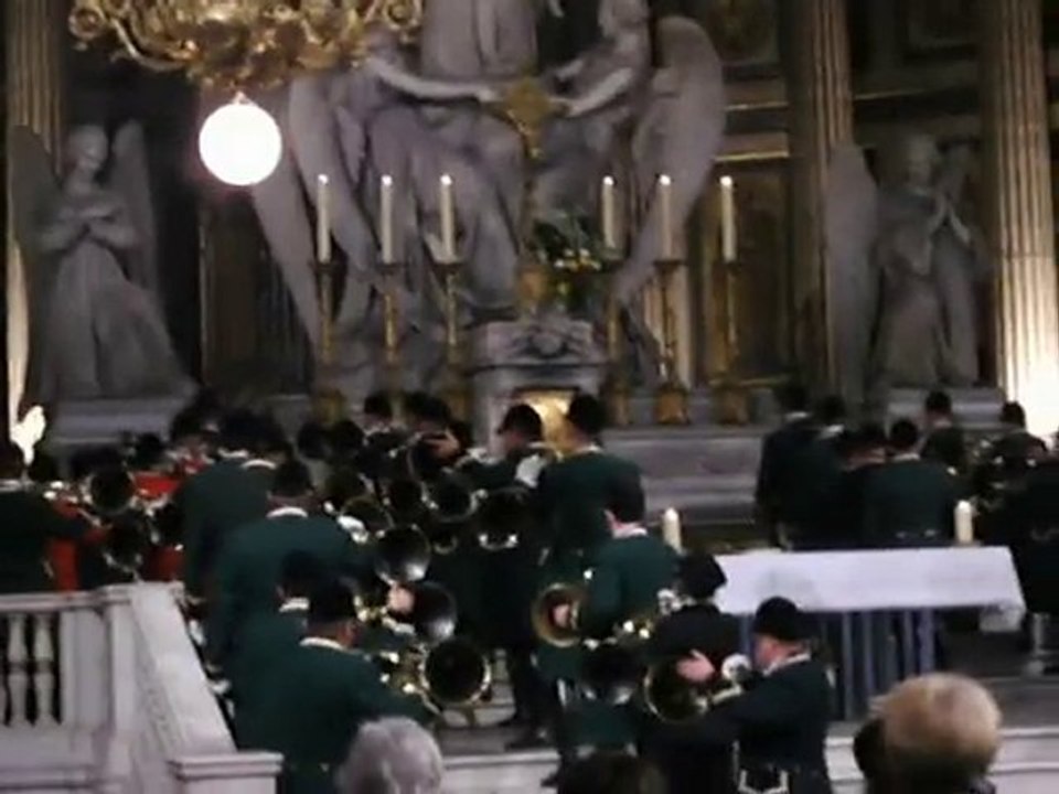 Messe sonnée de Saint Hubert en l'église de LA MADELEINE (7)