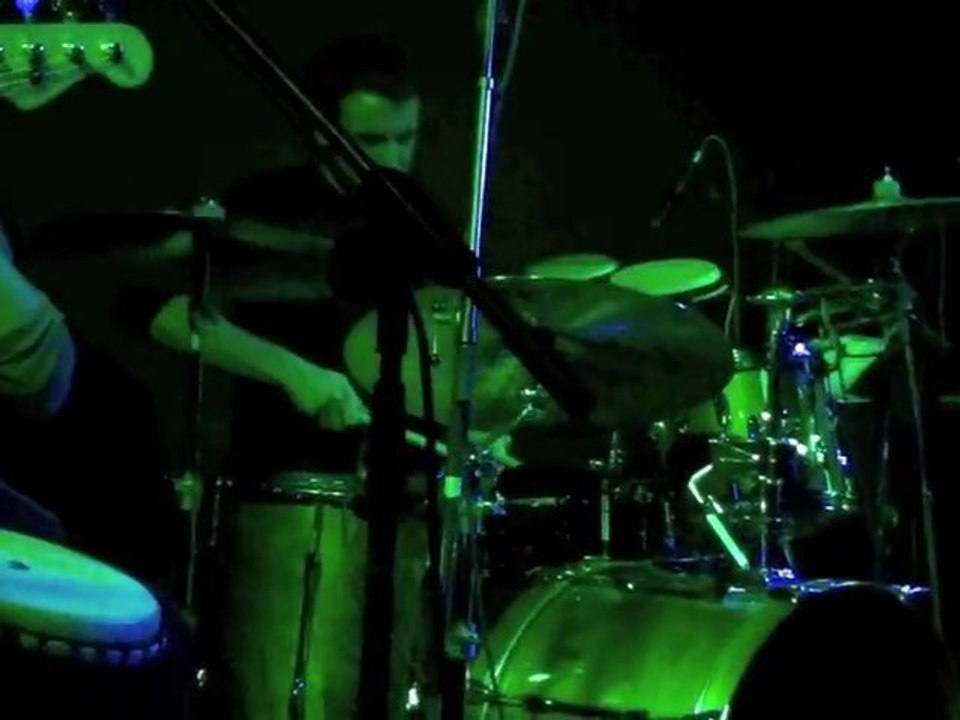 Naosol & the Waxx blend en concert à Pontoise final