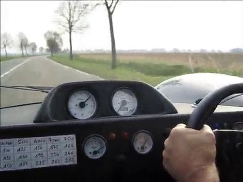 Bibou et son Ultima GTR