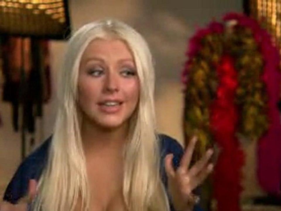 Burlesque - Christina Aguilera parle de Cher (Tess)