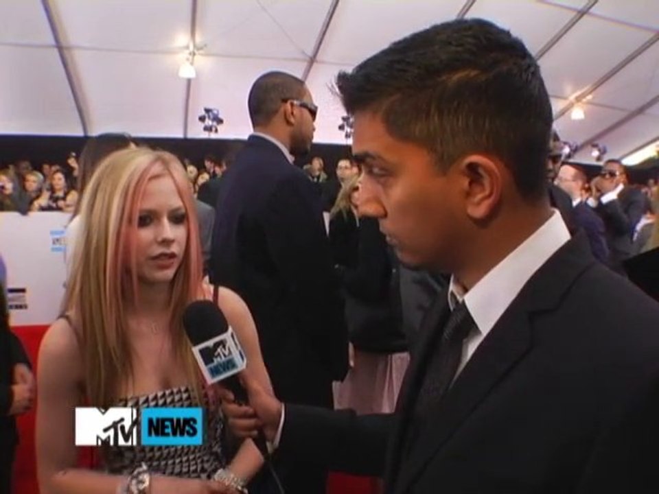 Avril AMA Red Carpet Interview 3 - Album News