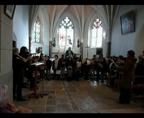 chant d'entrée par la chorale des enfants du caté