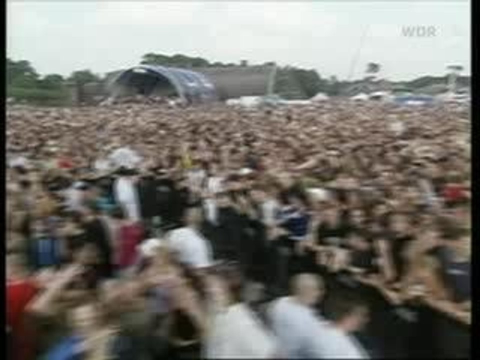 Deftones - Feiticeira (live at Bizarre)