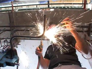 AFPA - David devient plombier grâce au contrat de pro à l’AF