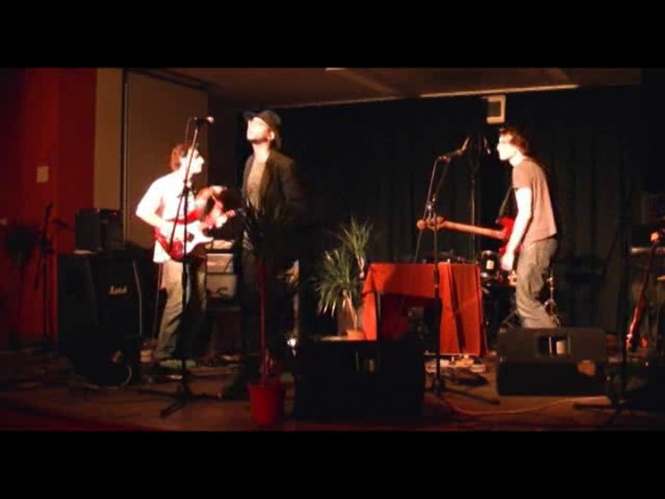 Pique la Lune ! en concert au Complexe 13'53 (Paris)