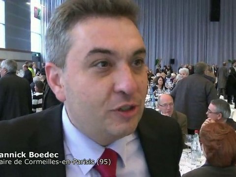 UMP : Congrès des maires : ITW de Yannick Boedec