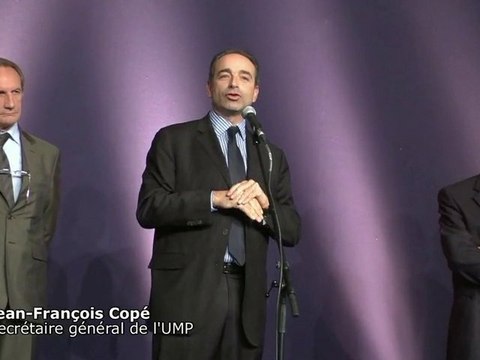 UMP : Un congrès des maires pour construire une famille