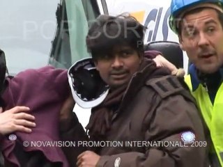 Camera Cachée : La camionnette et la vieille