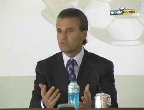 Medio Tiempo.com - Néstor de la Torre comentó el plan del Tri rumbo a Sudáfrica 2010.
