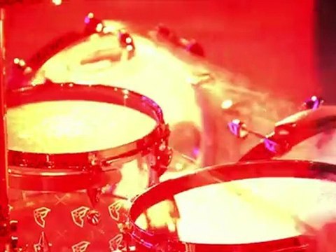 travis barker feat. rza, raekwon, tom morello - carry it