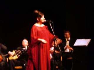 Çiğdem Gürdal--Çiçeklerin Gülüyor Sevincinden