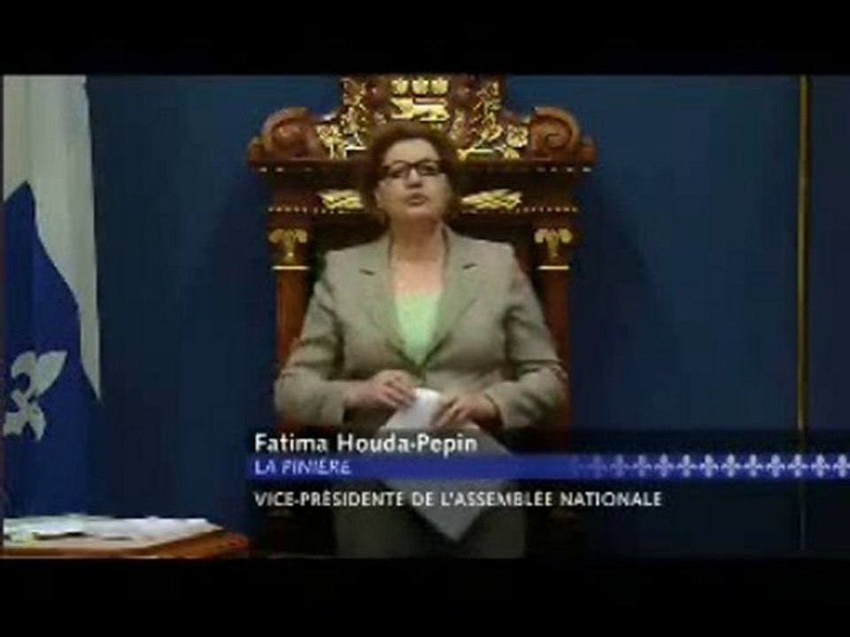 Ovation de Karkwa à l'assemblée Nationale