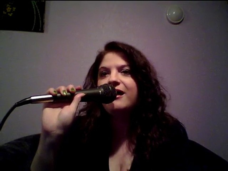 Me singing a COVER of Hello by Evanescence