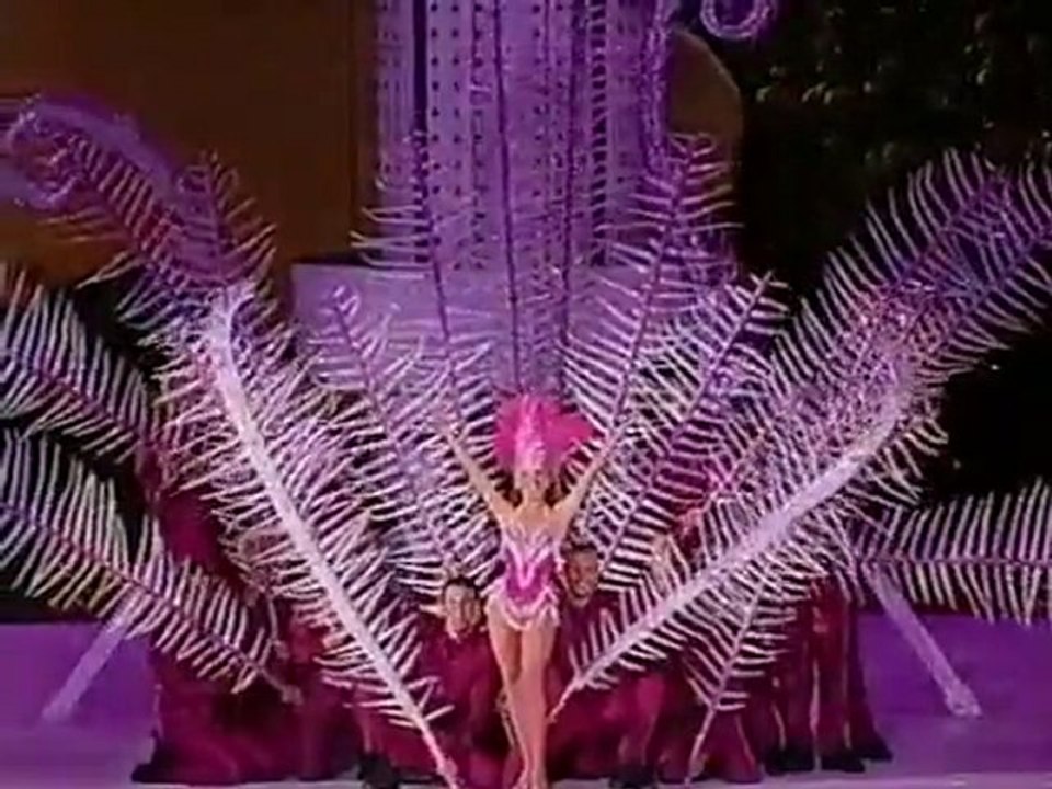 Kylie Minogue - Dancing Queen