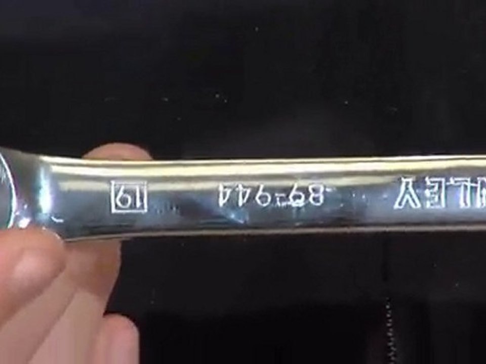 Schraube locker? stanley ring-maulschlüssel hilft!