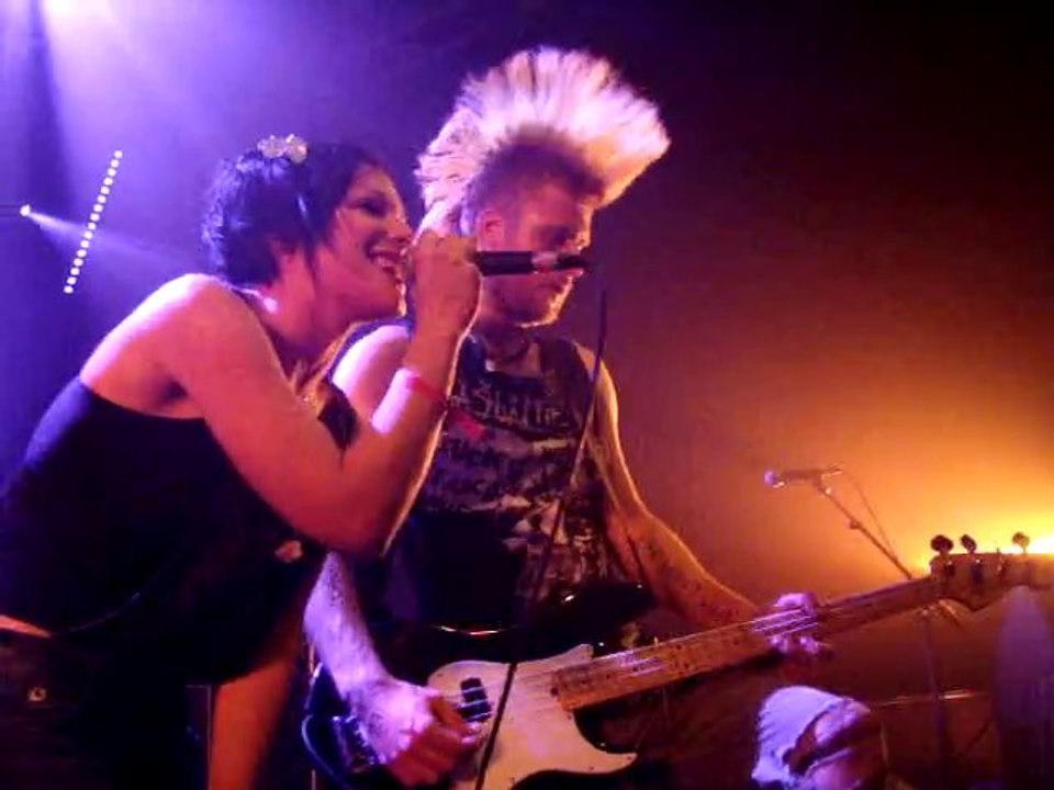 Burning Lady @ Le Nautilys, Comines 20-11-2010